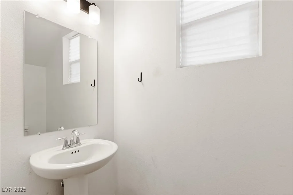1075 Page Park, Henderson, NV 89011