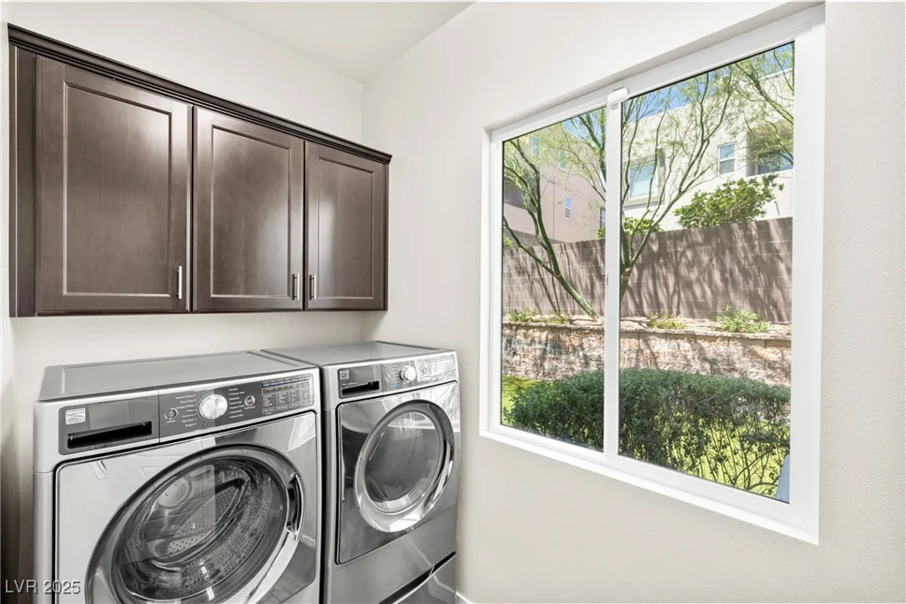 865 Auroras Edge, Henderson, NV 89012