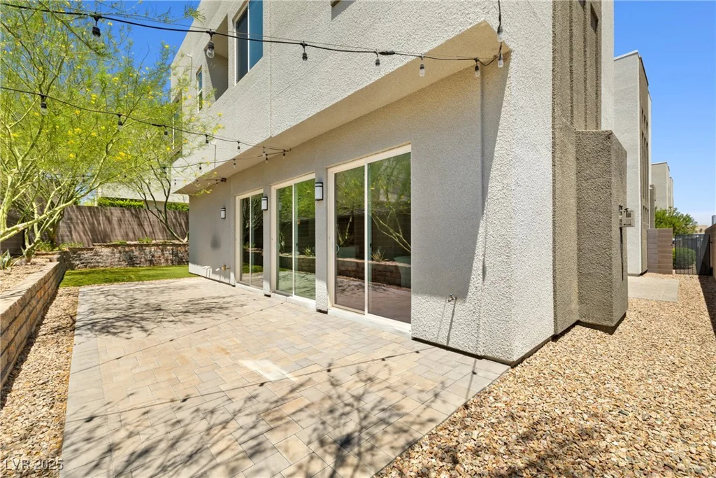 865 Auroras Edge, Henderson, NV 89012