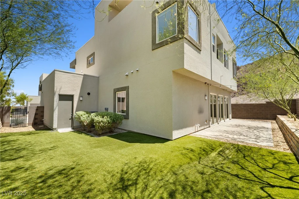 865 Auroras Edge, Henderson, NV 89012