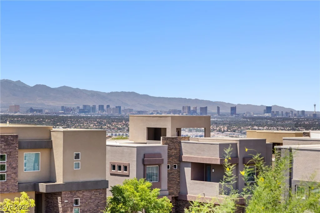 865 Auroras Edge, Henderson, NV 89012