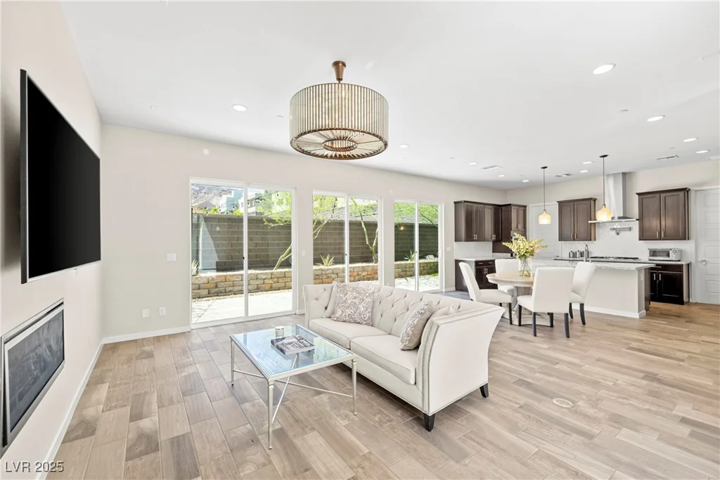 865 Auroras Edge, Henderson, NV 89012