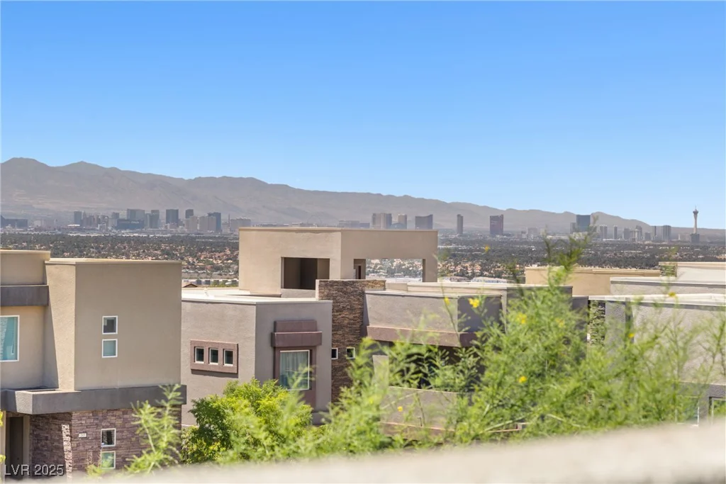 865 Auroras Edge, Henderson, NV 89012