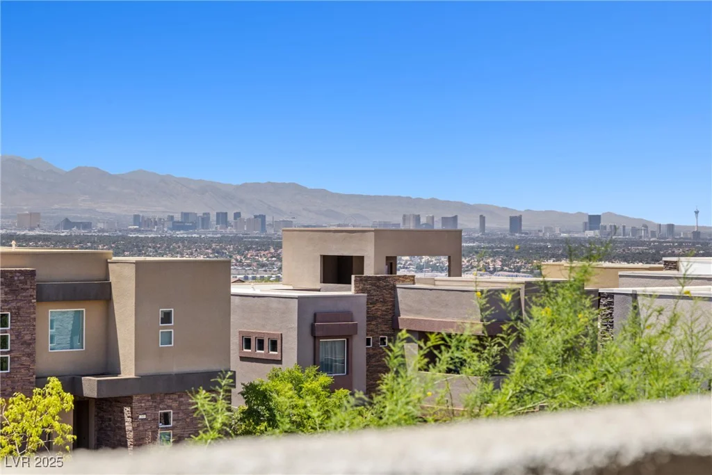 865 Auroras Edge, Henderson, NV 89012