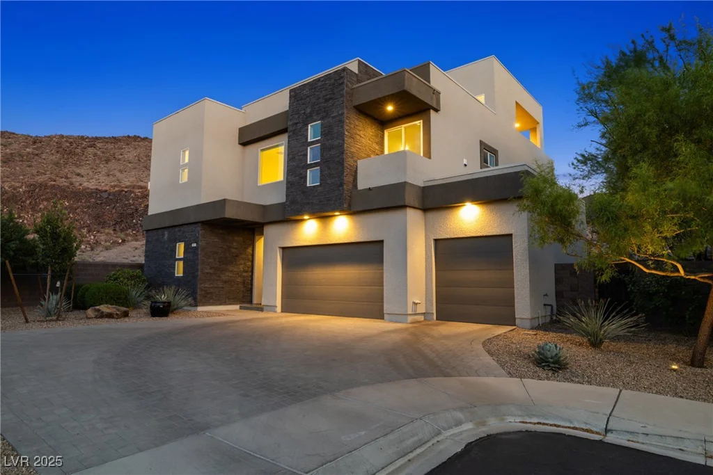 865 Auroras Edge, Henderson, NV 89012