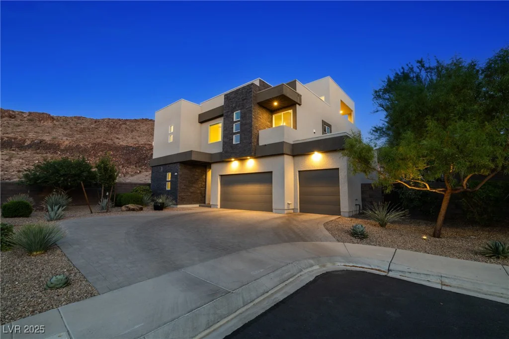 865 Auroras Edge, Henderson, NV 89012