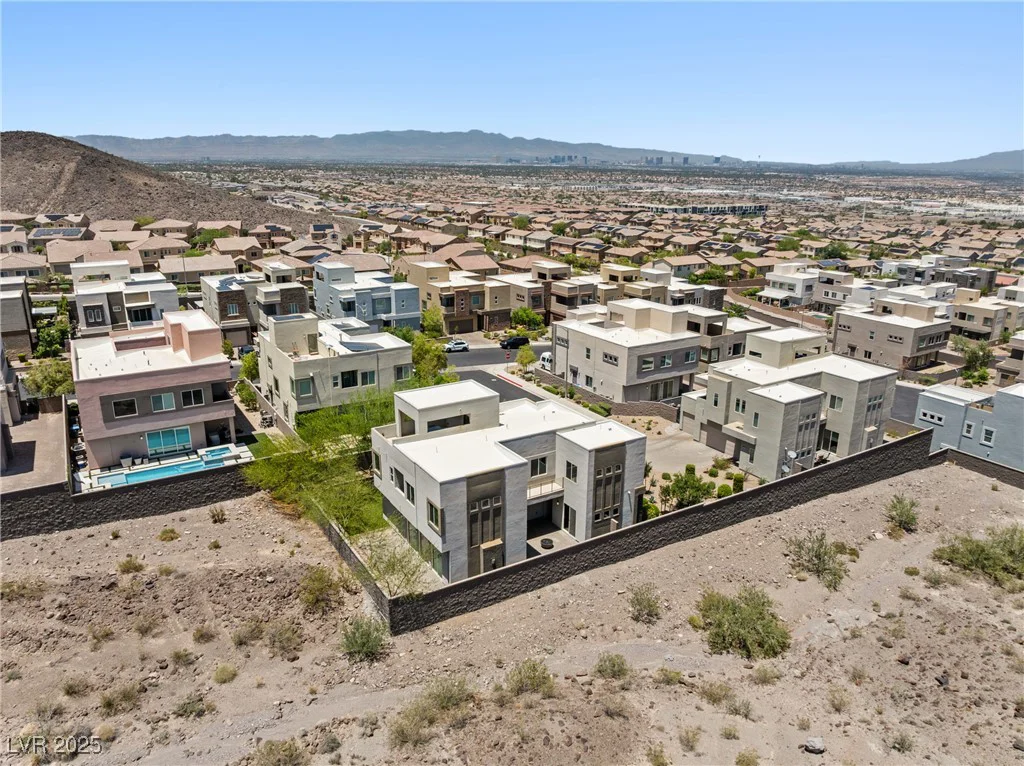 865 Auroras Edge, Henderson, NV 89012