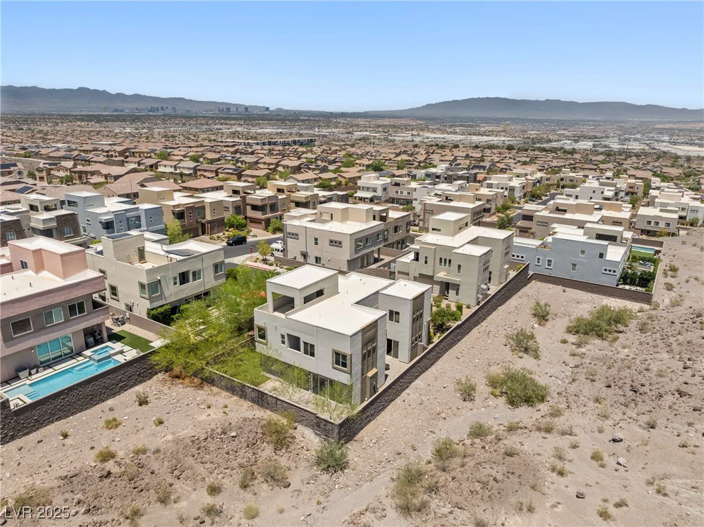 865 Auroras Edge, Henderson, NV 89012