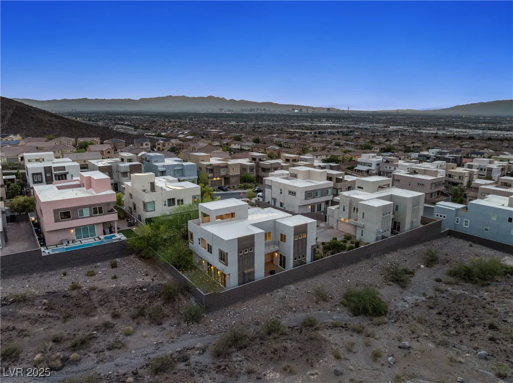 865 Auroras Edge, Henderson, NV 89012