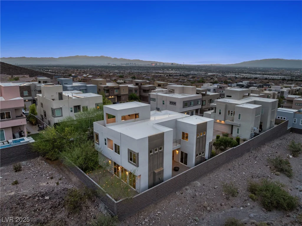 865 Auroras Edge, Henderson, NV 89012