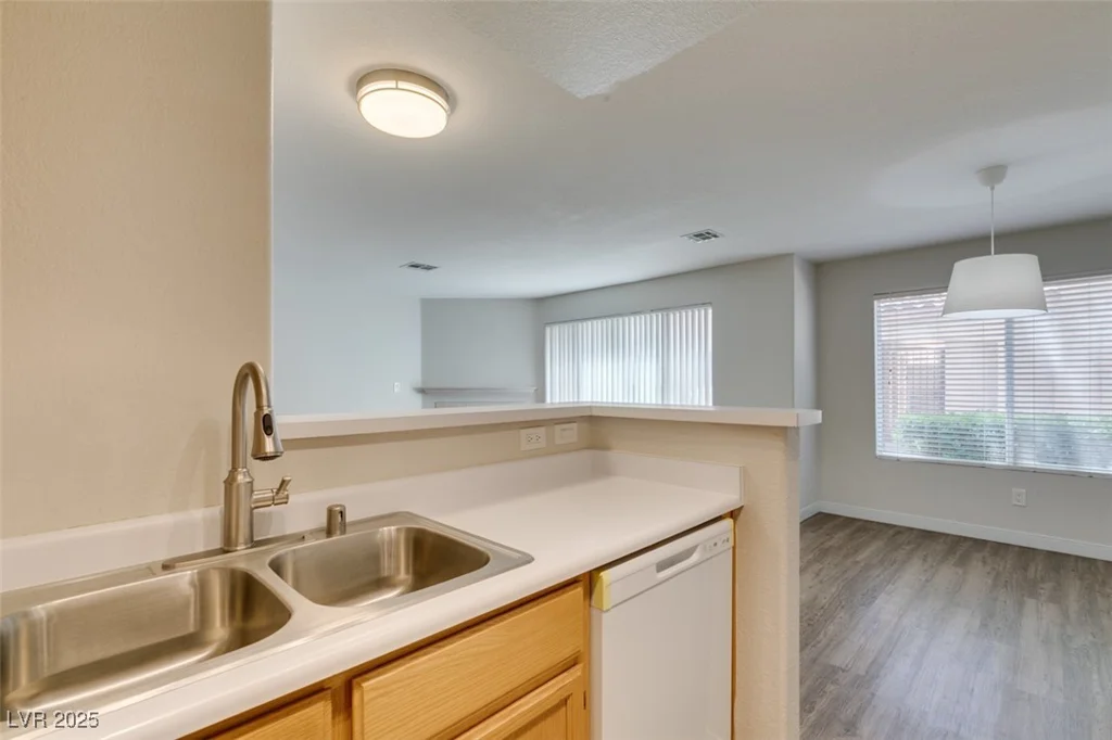 350 Durango, Las Vegas, NV 89145