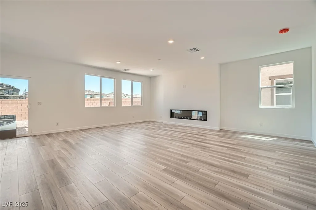 9842 Lost Horse, Las Vegas, NV 89178