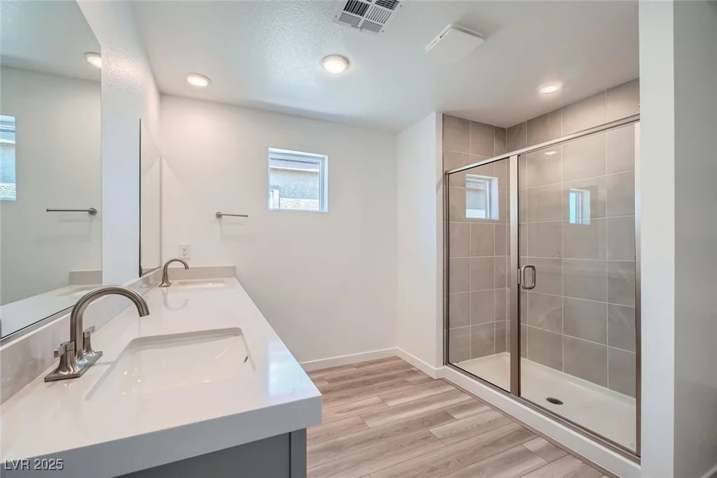 9842 Lost Horse, Las Vegas, NV 89178