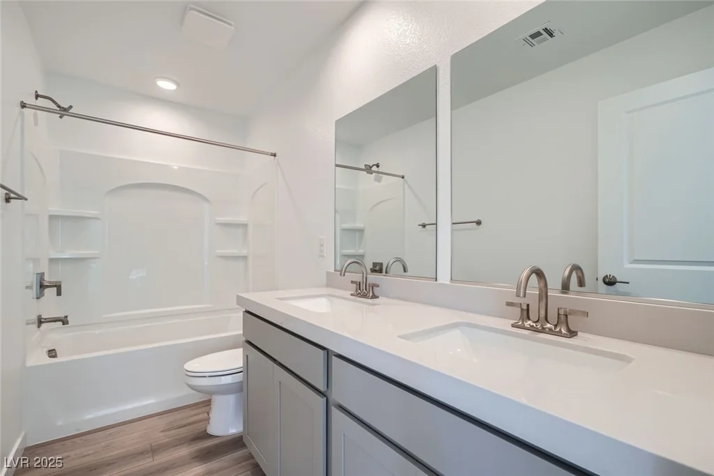 9842 Lost Horse, Las Vegas, NV 89178