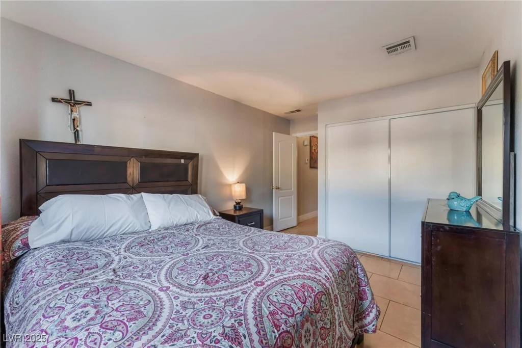 1812 Decatur, Las Vegas, NV 89108
