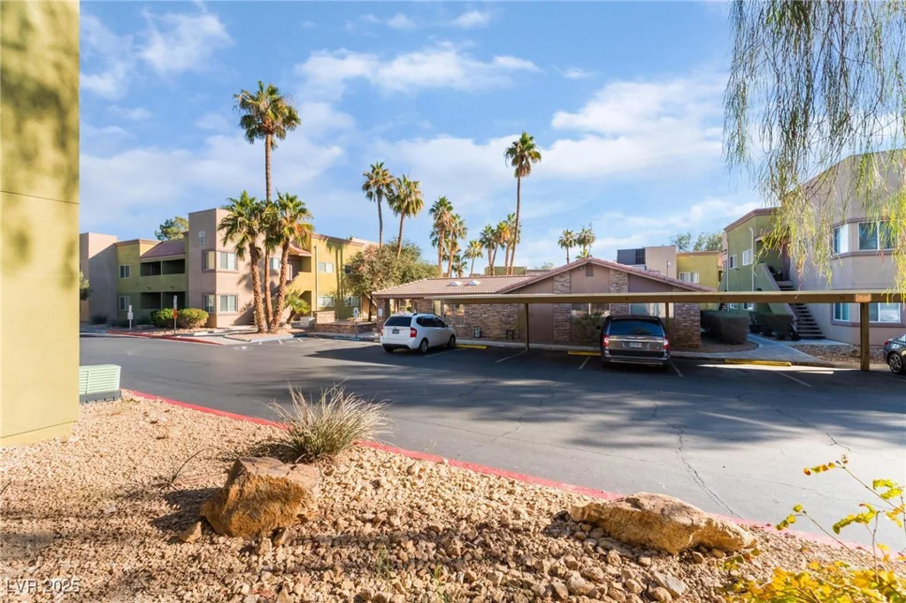 1812 Decatur, Las Vegas, NV 89108