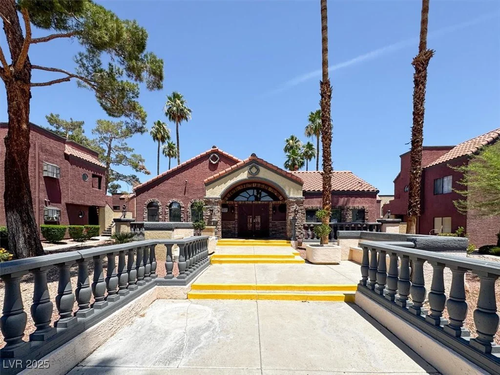 4050 Pacific Harbors, Las Vegas, NV 89121