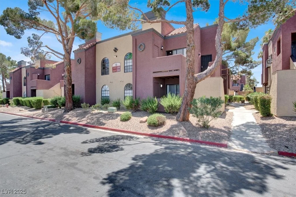4050 Pacific Harbors, Las Vegas, NV 89121