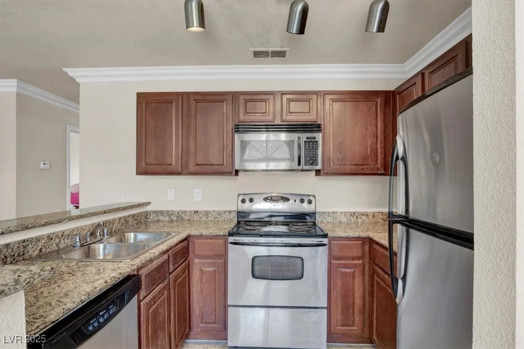 4050 Pacific Harbors, Las Vegas, NV 89121
