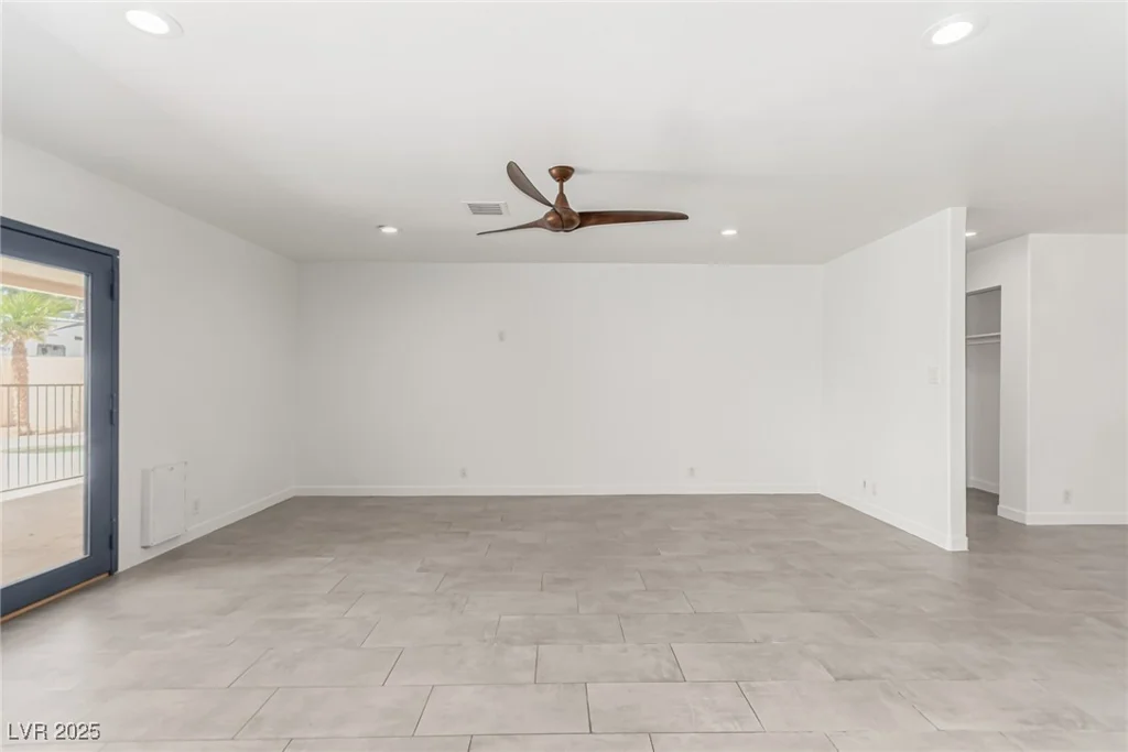 9660 Ann, Las Vegas, NV 89149