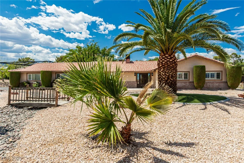 9660 Ann, Las Vegas, NV 89149