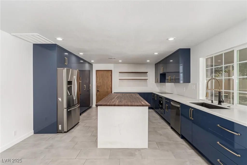 9660 Ann, Las Vegas, NV 89149