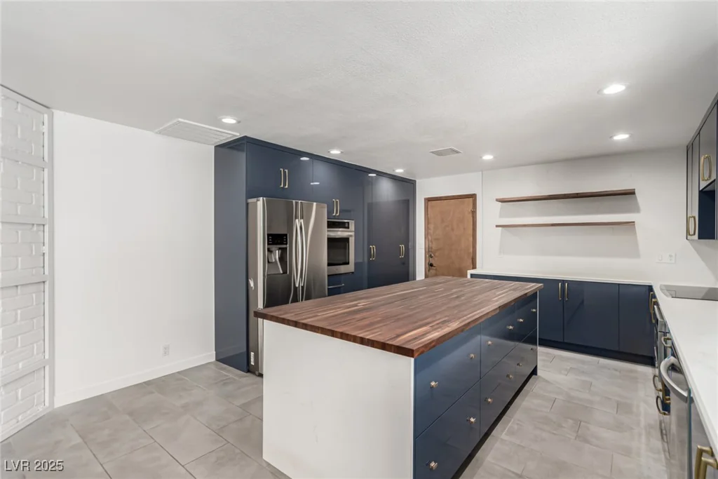 9660 Ann, Las Vegas, NV 89149