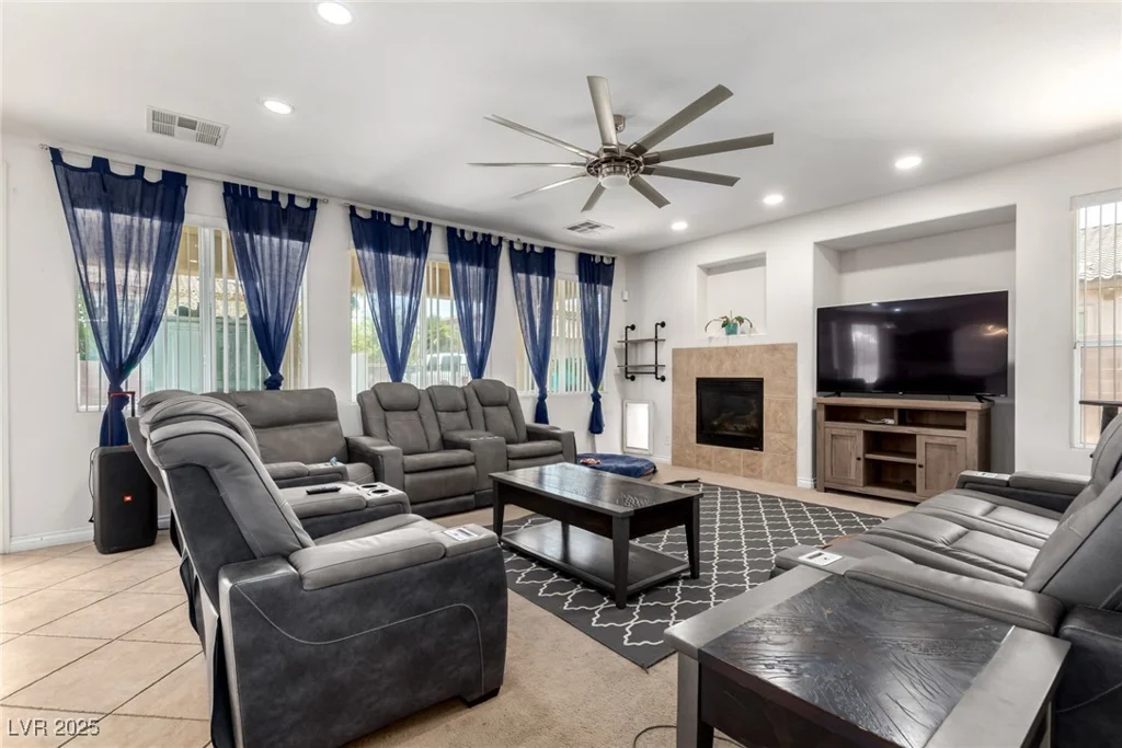6351 Abacus Farms, Las Vegas, NV 89131