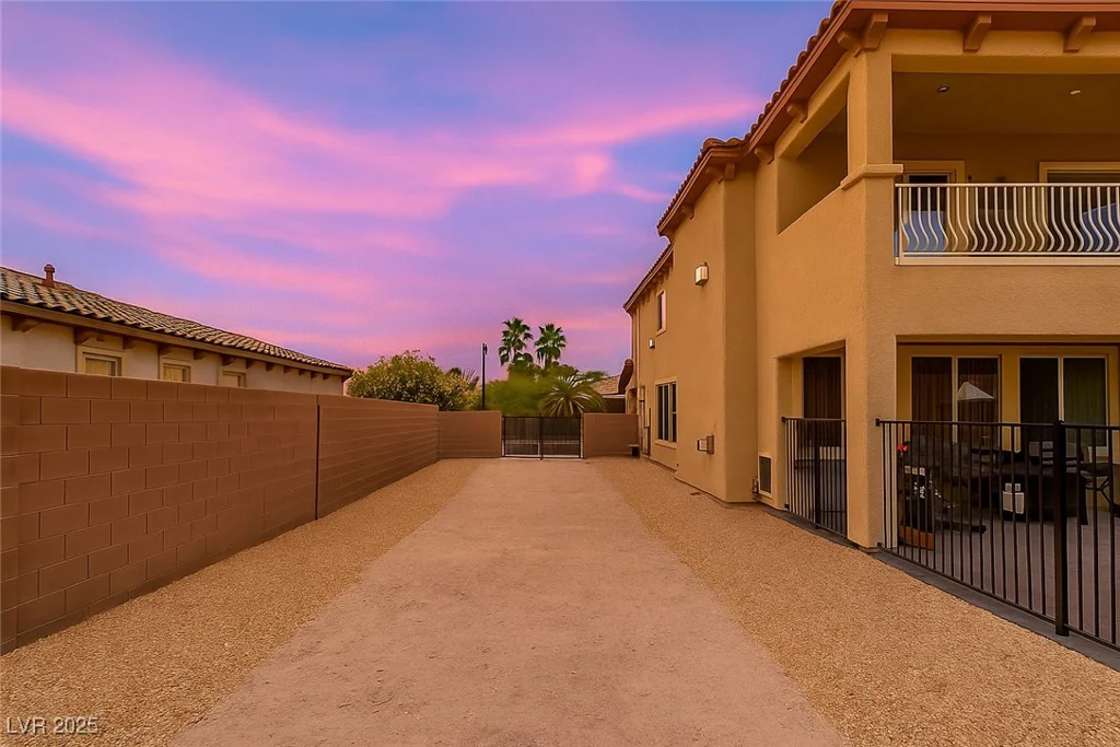 6351 Abacus Farms, Las Vegas, NV 89131