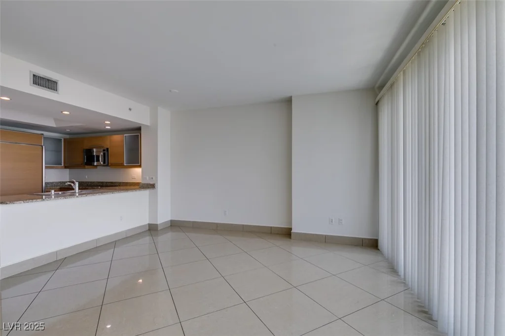 322 Karen, Las Vegas, NV 89109