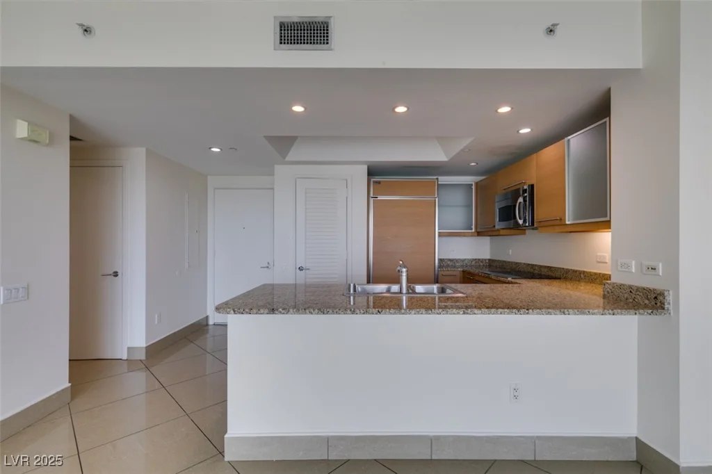 322 Karen, Las Vegas, NV 89109