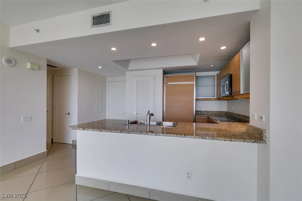 322 Karen, Las Vegas, NV 89109
