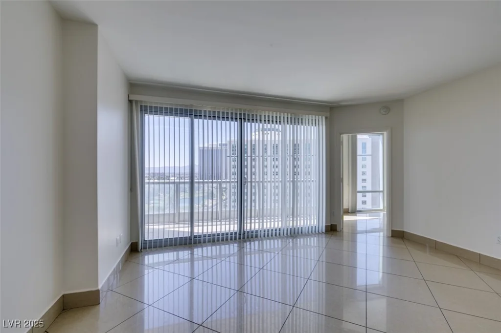 322 Karen, Las Vegas, NV 89109