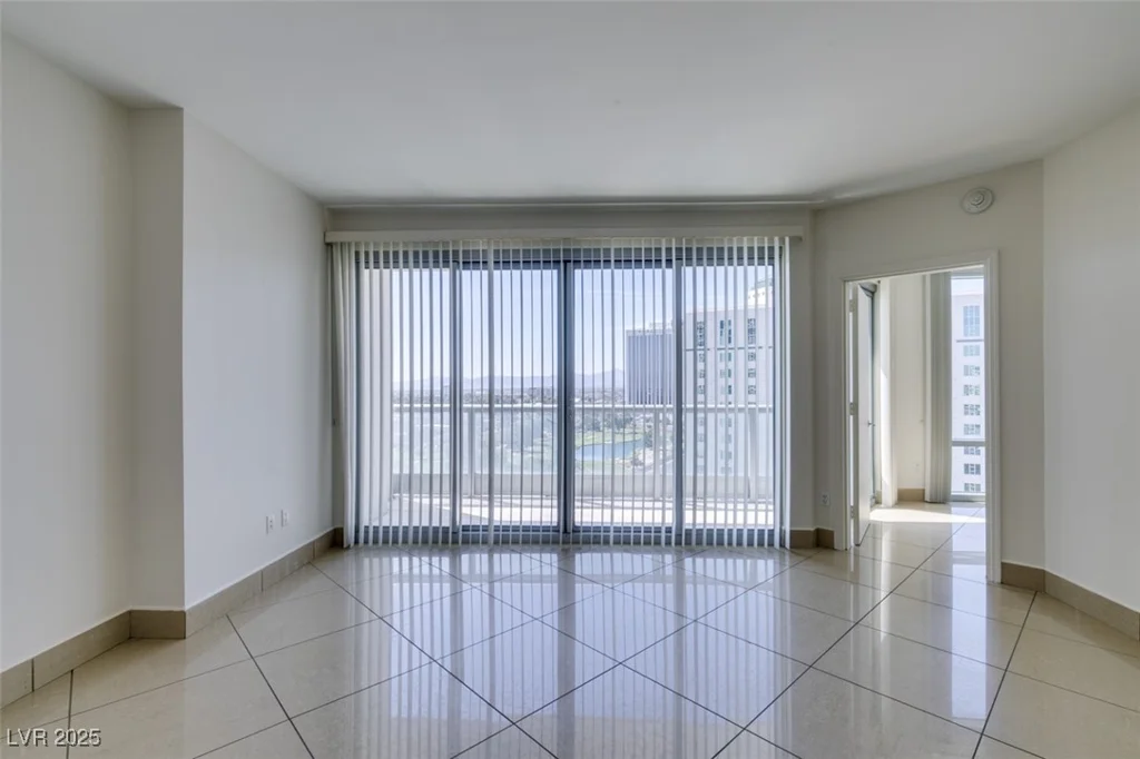 322 Karen, Las Vegas, NV 89109