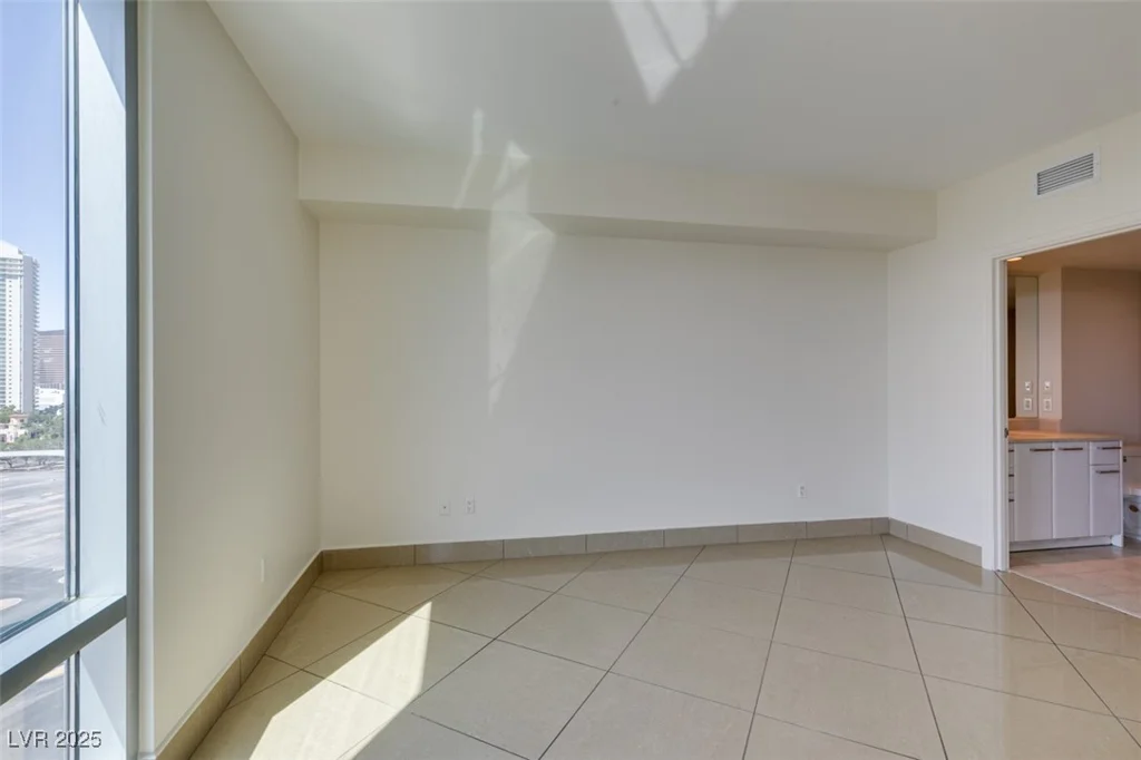 322 Karen, Las Vegas, NV 89109