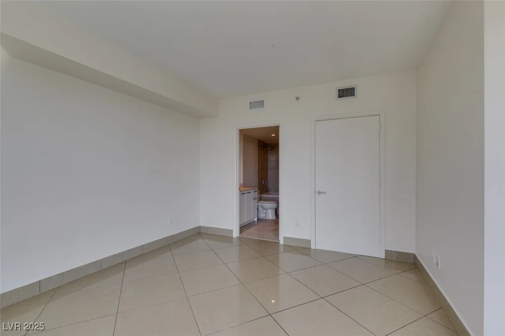 322 Karen, Las Vegas, NV 89109