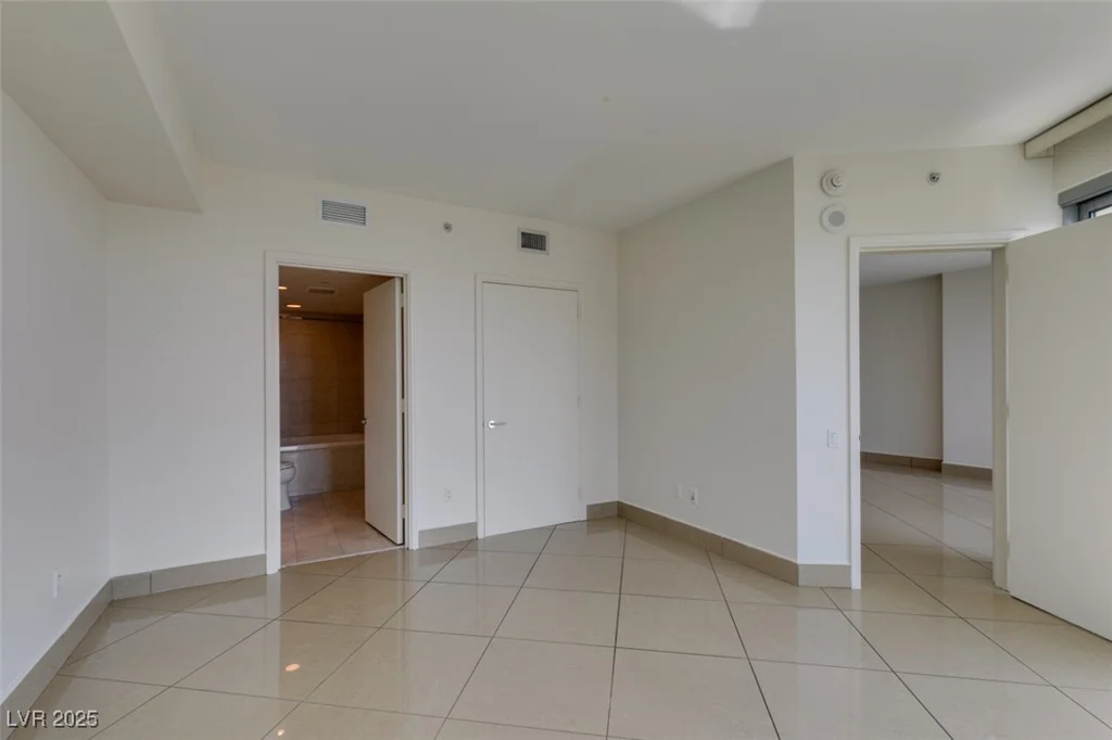 322 Karen, Las Vegas, NV 89109
