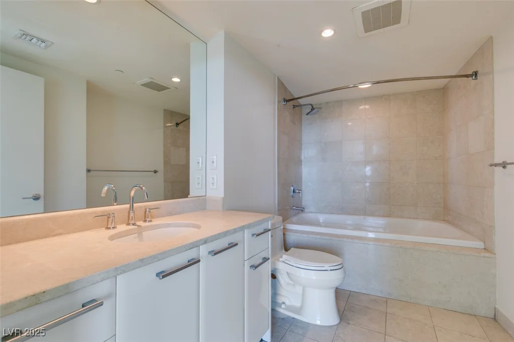 322 Karen, Las Vegas, NV 89109