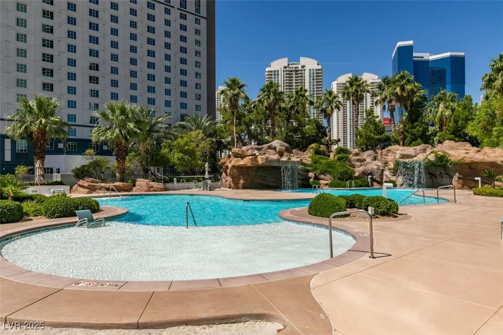 322 Karen, Las Vegas, NV 89109