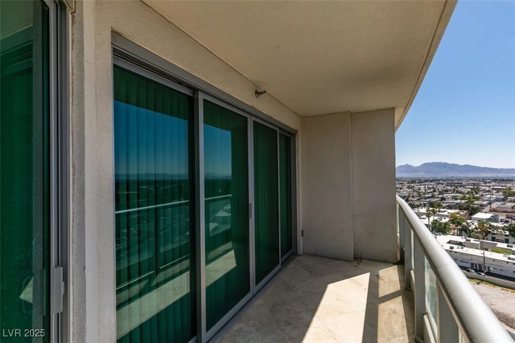 322 Karen, Las Vegas, NV 89109