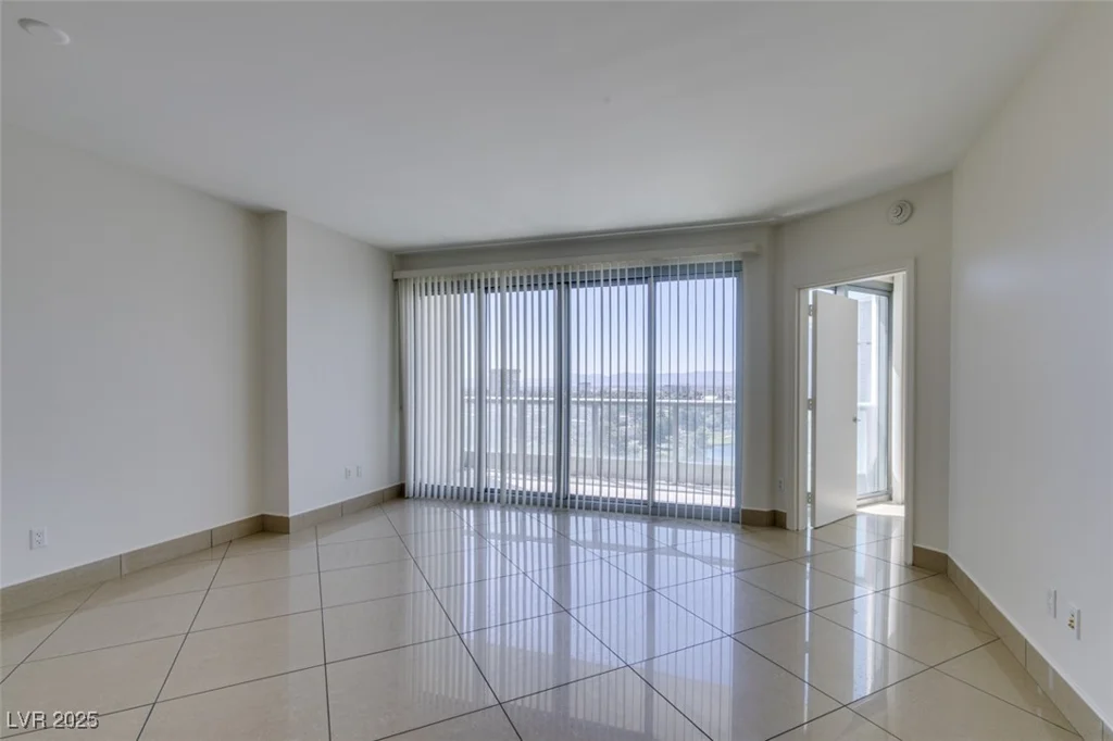 322 Karen, Las Vegas, NV 89109