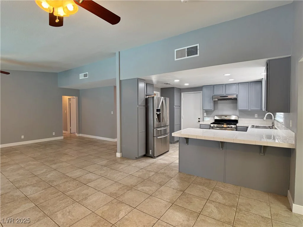 349 Esquina, Henderson, NV 89014