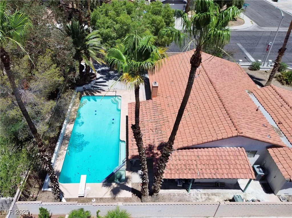 349 Esquina, Henderson, NV 89014