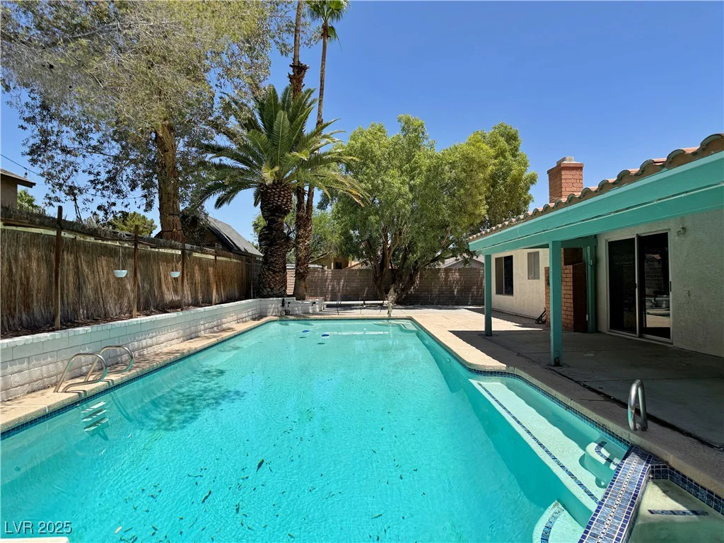 349 Esquina, Henderson, NV 89014