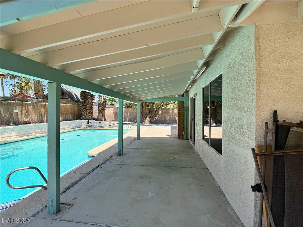 349 Esquina, Henderson, NV 89014