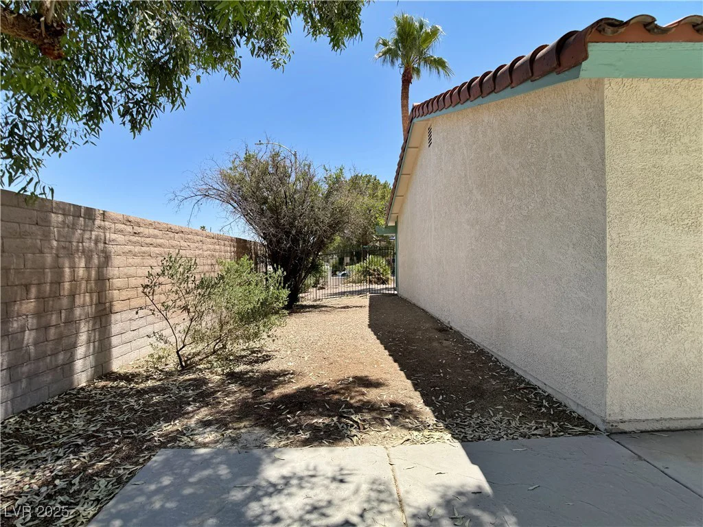 349 Esquina, Henderson, NV 89014