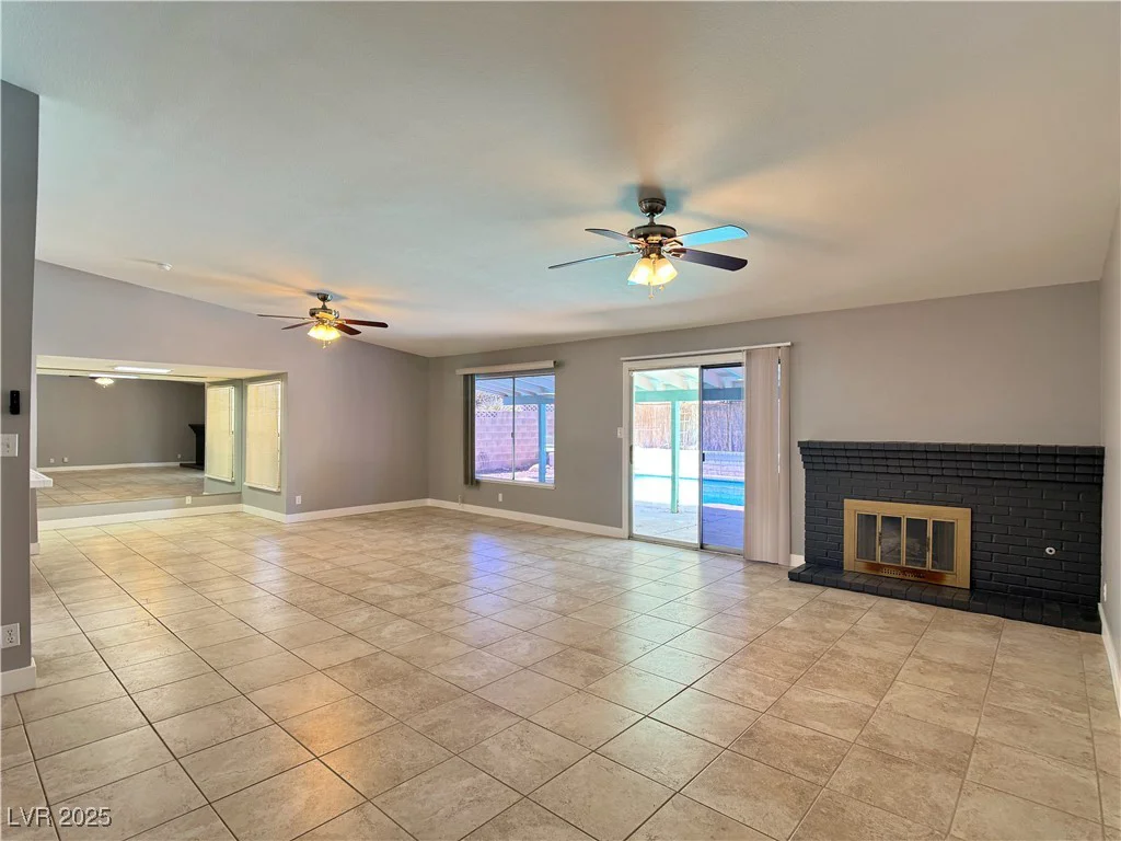 349 Esquina, Henderson, NV 89014