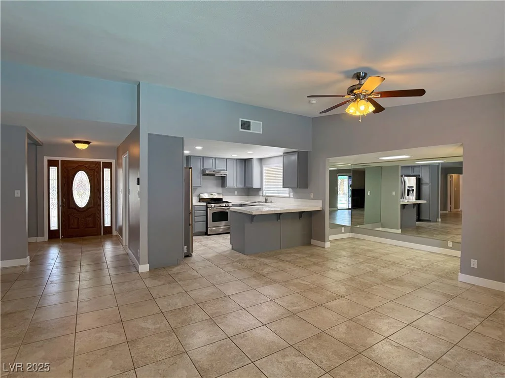 349 Esquina, Henderson, NV 89014
