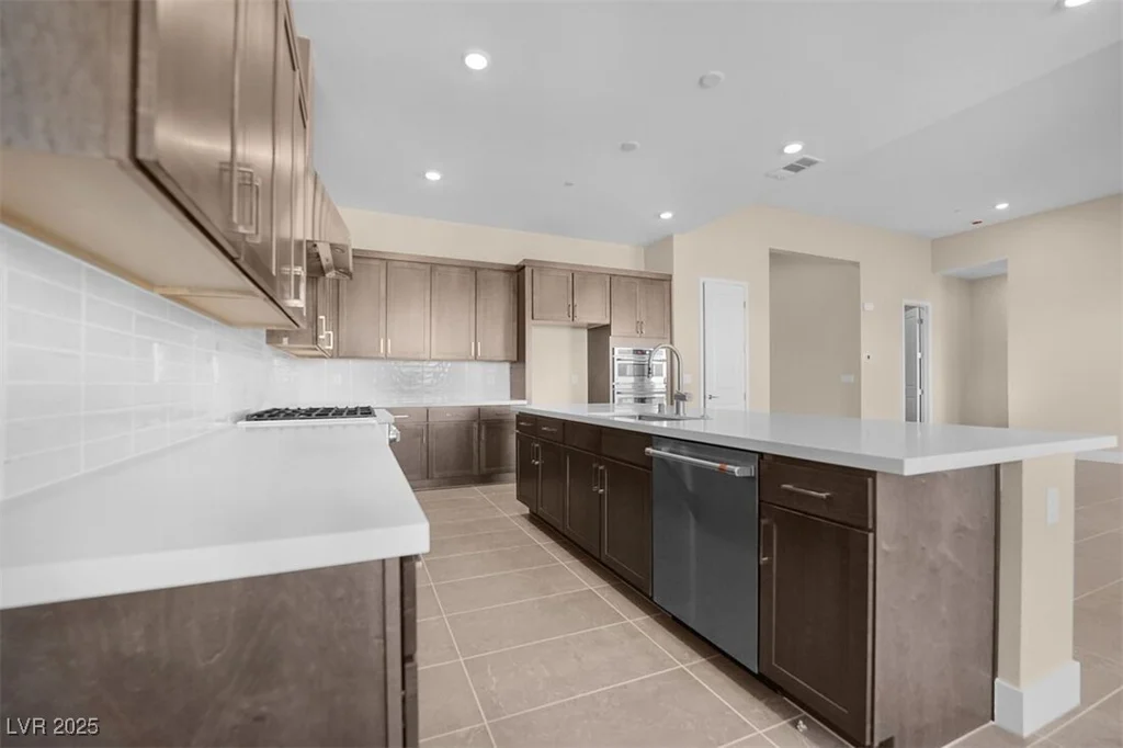 12212 Elderwood, Las Vegas, NV 89138