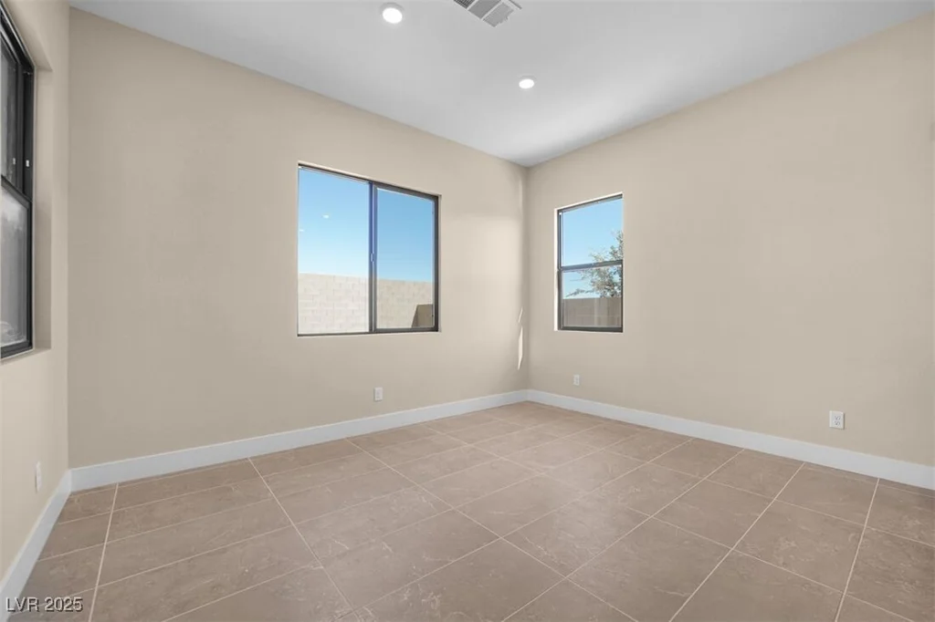 12212 Elderwood, Las Vegas, NV 89138